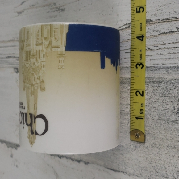 Collectible Starbucks Chicago Water Tower Chicago skyline coffee mug 2011 - Picture 7 of 8